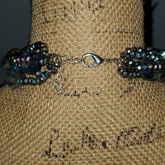 Choker - Picture 4 of 4